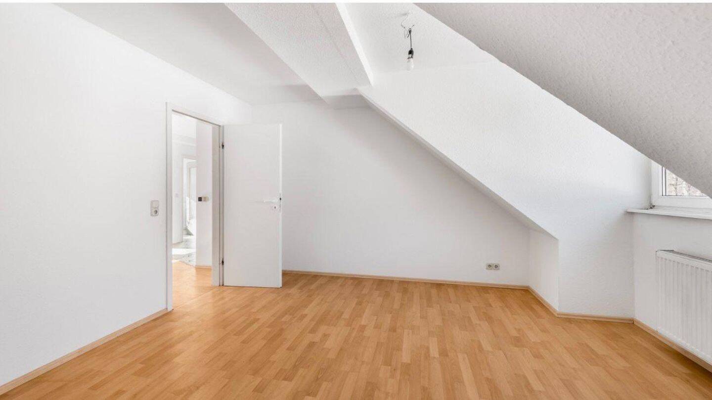 Zentrale Lage, neue Küche, helle Wohnung, 3 Zimmer – 44809 Bochum – Vorschaubild 4