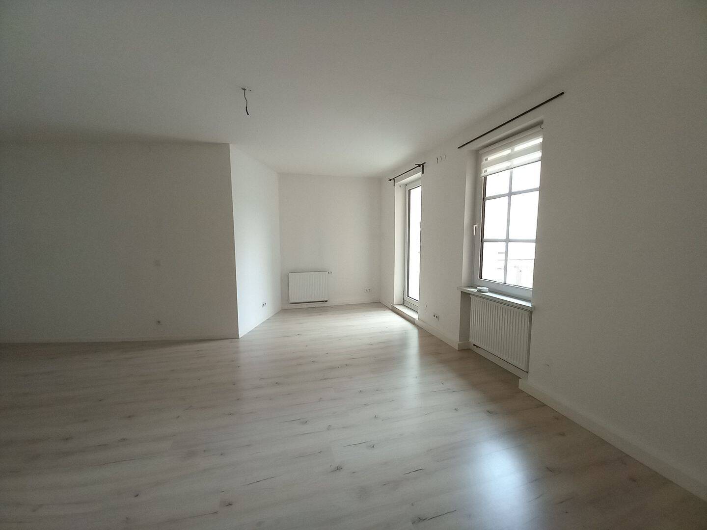 H-53156 – Wohnung mit toller Dachterrasse im Stadtzentrum – 95028 Hof – Vorschaubild 3