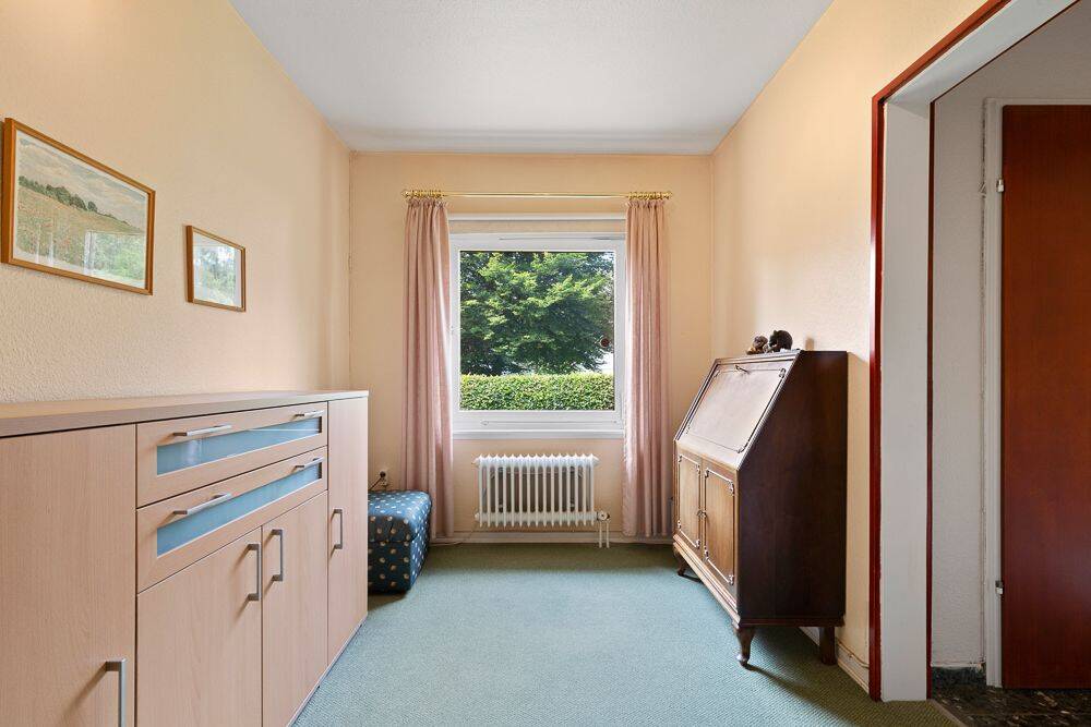 Gepflegter Bungalow mit Garten, Kamin und Ausbaupotenzial in ruhiger und zentraler Lage von Rahlstedt – 22143 Hamburg – Vorschaubild 4