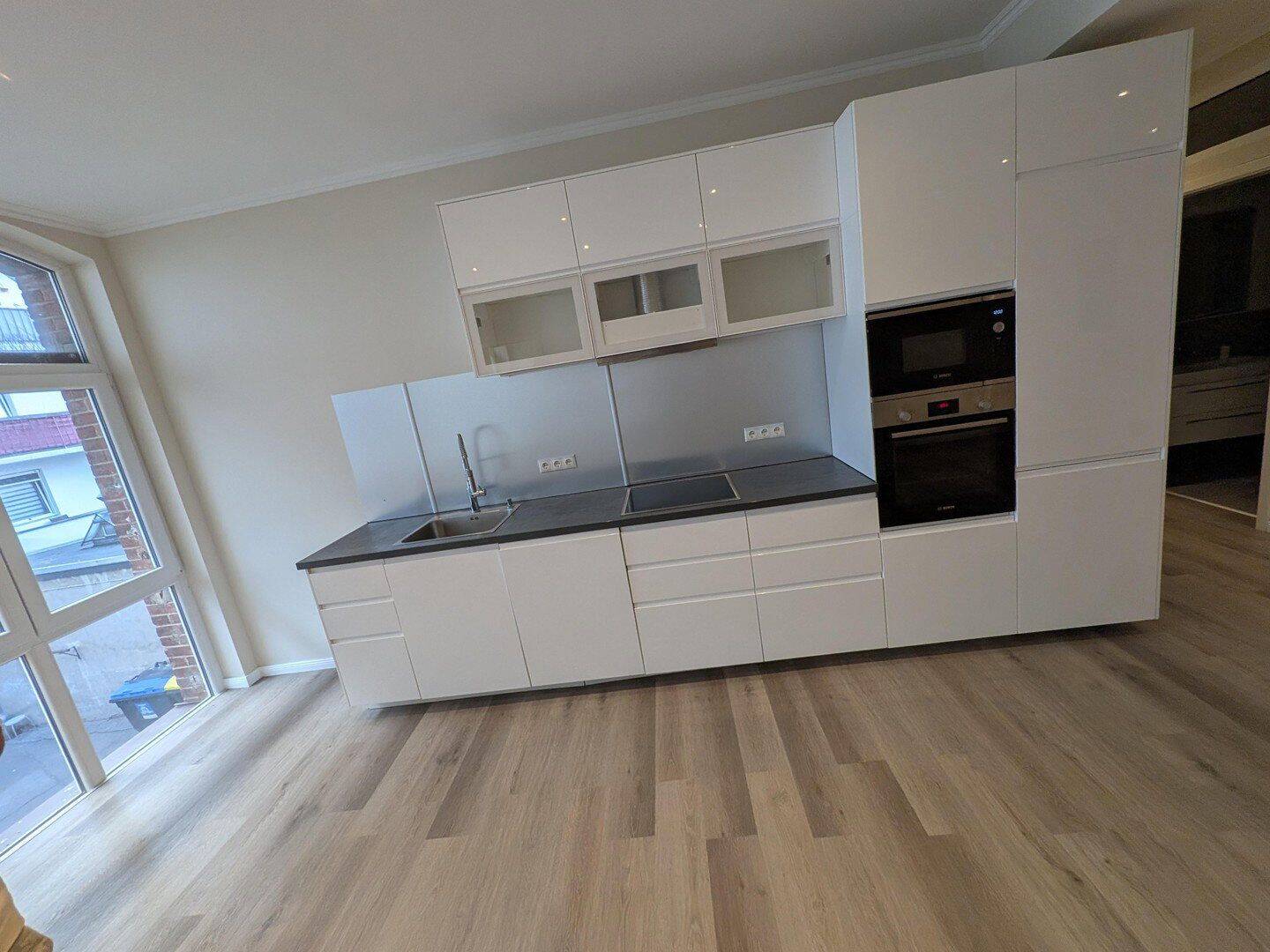 Top 5-Zimmer KfW Wohnung mit Küche, Balkon Bodenheizung in bester Lage von Wiesbaden Mitte – 65185 Wiesbaden – Vorschaubild 3