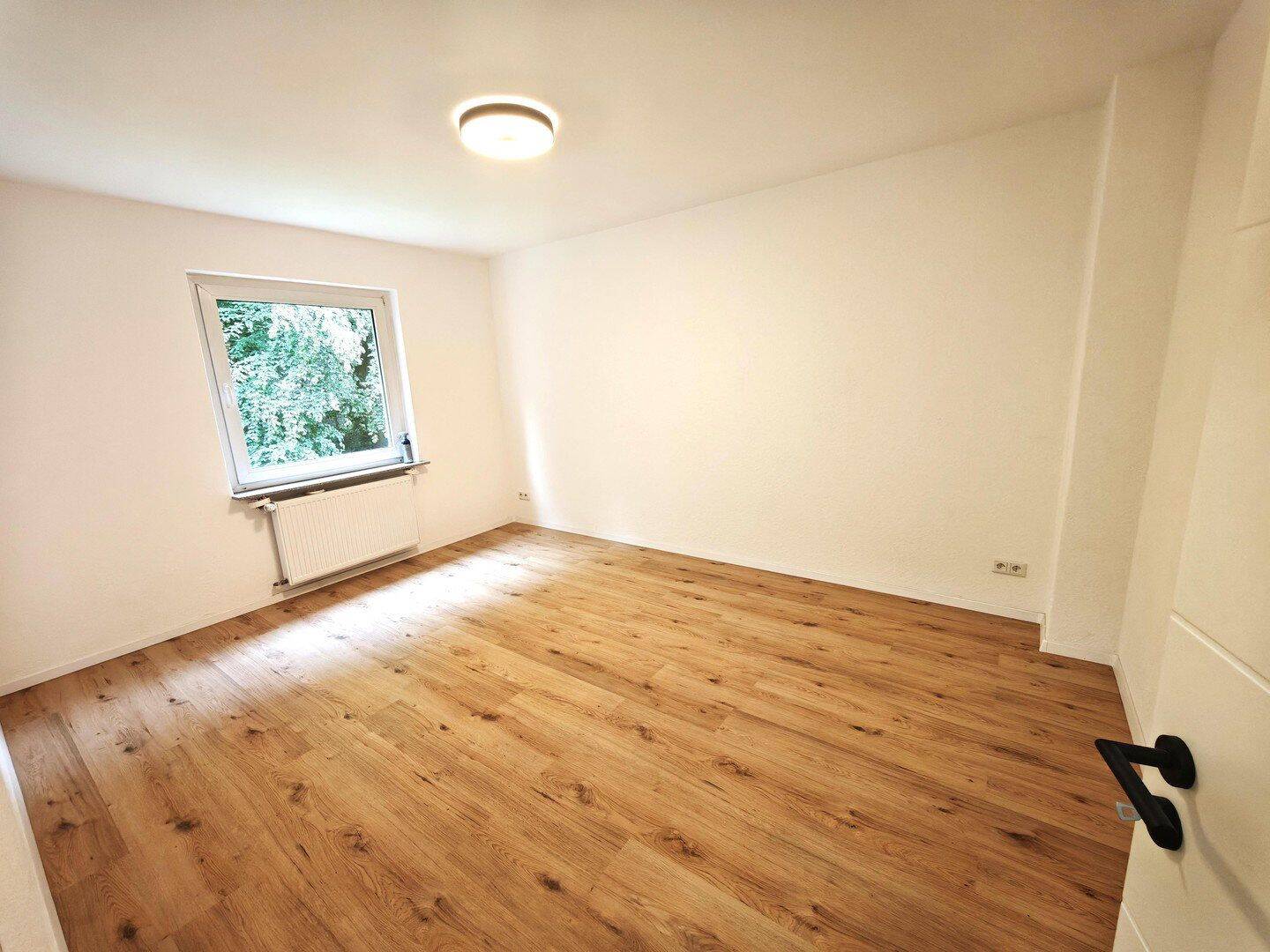 Freigestellte 2ZKB | Frisch saniert | Hochparterre | Gartenblick | provisionsfrei – 49084 Osnabrück – Vorschaubild 3