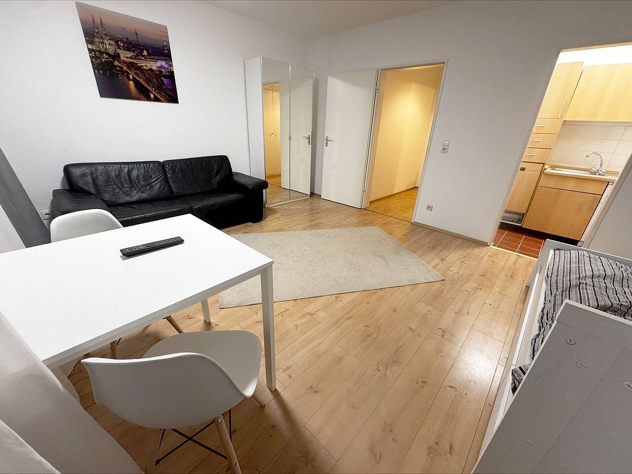 Zentral Living – Modernes Apartment in Bestlage – 50674 Köln – Vorschaubild 4