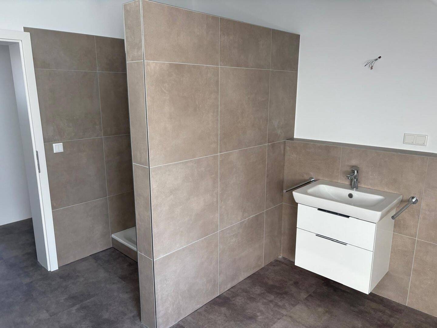 Lifestyle und Lebensqualität in einer sanierten Dachgeschosswohnung eines Jugendstilhauses! – 45127 Essen – Vorschaubild 3
