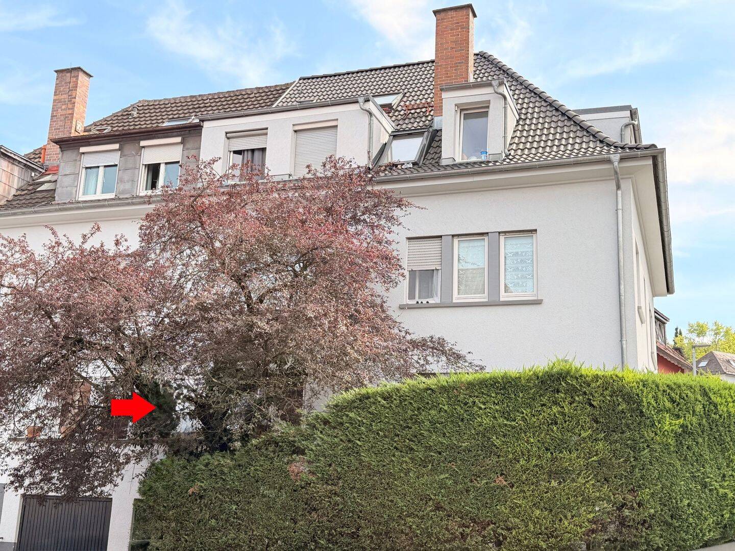 Schöne 3,5 Zimmer Altbau Erdgeschoßwohnung mit Garage in Stuttgart- Ost – 70186 Stuttgart – Vorschaubild 4