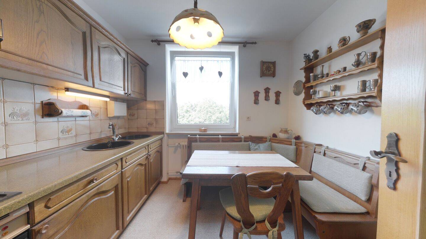 3-Zimmer-Wohnung im Münchner Süden mit attraktivem Grundriss, großem Balkon und Blick ins Grüne – 81379 München – Vorschaubild 4