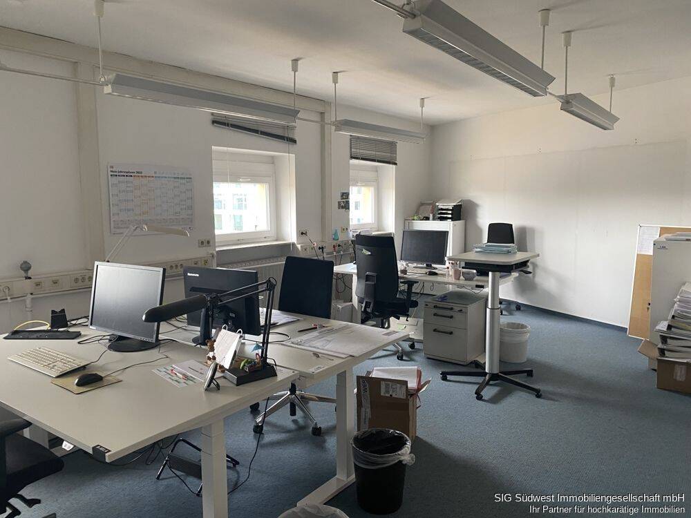 * GEWERBEOBJEKTE ZUR MIETE – FLEXIBLE NUTZUNG AUF CA. 1.915 m² FLÄCHE IN BESTLAGE VON KARLSRUHE * – 76133 Karlsruhe – Vorschaubild 3