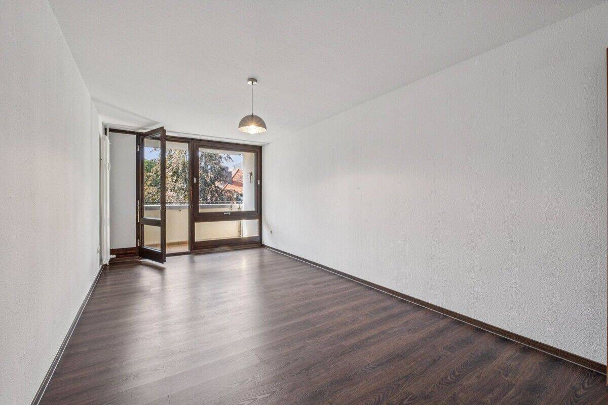 Provisionsfrei – Modernisiertes Apartment mit Südbalkon in ruhiger Innenhoflage – 81371 München – Vorschaubild 3