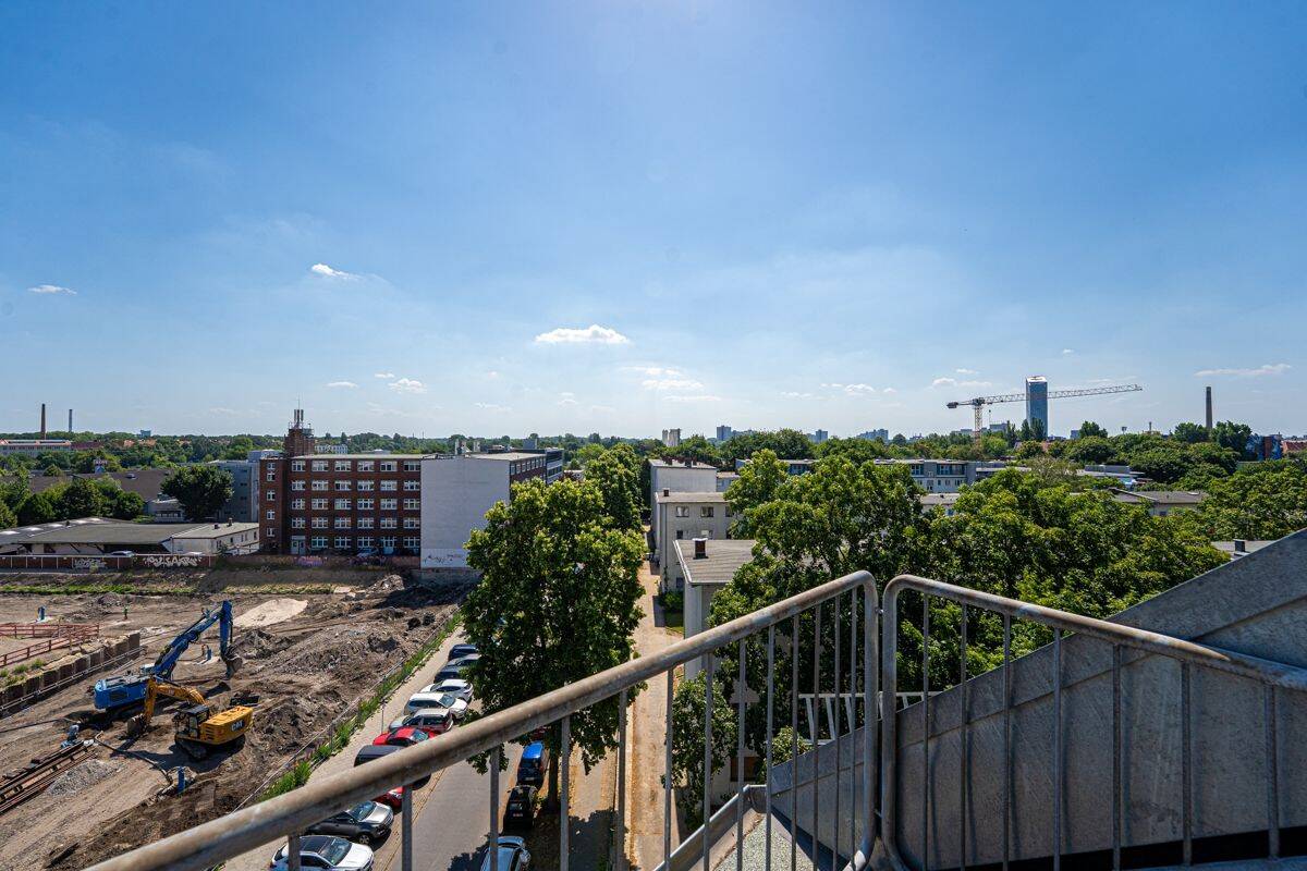 Helle 2-Zimmer Dachgeschosswohnung mit tollem Ausblick – 12059 Berlin – Vorschaubild 4
