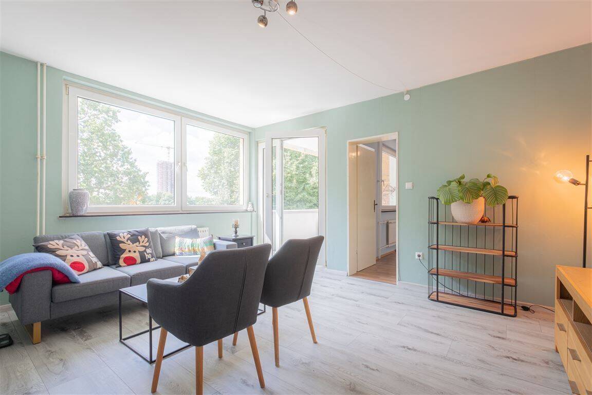 Frisch sanierte 2-Zimmer-Wohnung mit neuer Einbauküche, Balkon und Stellplatz in Wolfsburg-Detmerode – 38444 Wolfsburg – Vorschaubild 3