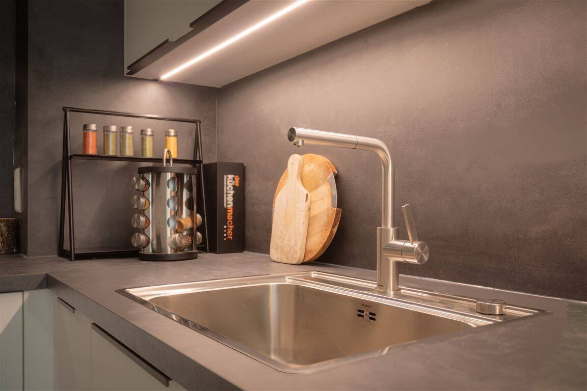 Frisch sanierte 2-Zimmer-Wohnung mit neuer Einbauküche, Balkon und Stellplatz in Wolfsburg-Detmerode – 38444 Wolfsburg – Vorschaubild 4