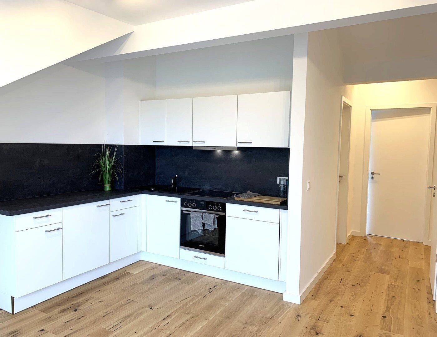 Hochwertige 1,5-Zimmer-Wohnung mit Südwest-Balkon in Hamburg-Marienthal – 22041 Hamburg – Vorschaubild 3