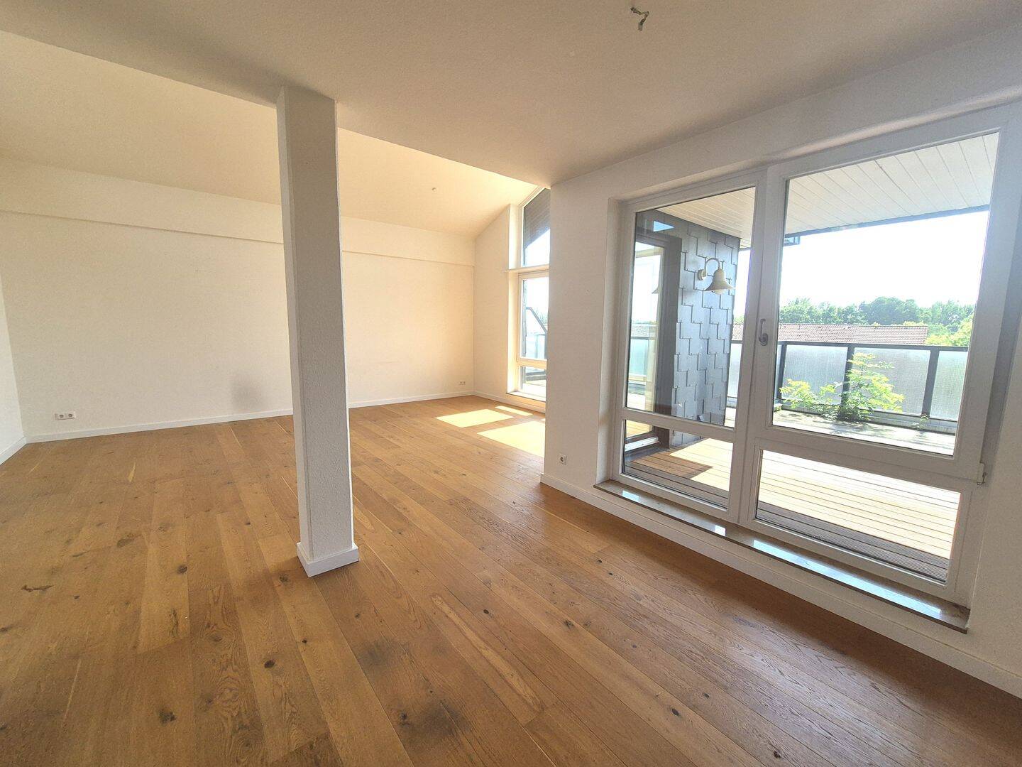 Südstadt ganz oben! Penthouse mit Aufzug und ebenerdigem Zugang – 30173 Hannover – Vorschaubild 3