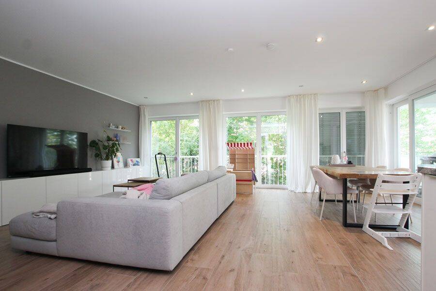 Moderne Eigentumswohnung mit hochwertiger Ausstattung in Wolfsburg-Mitte-West! – 38440 Wolfsburg – Vorschaubild 3
