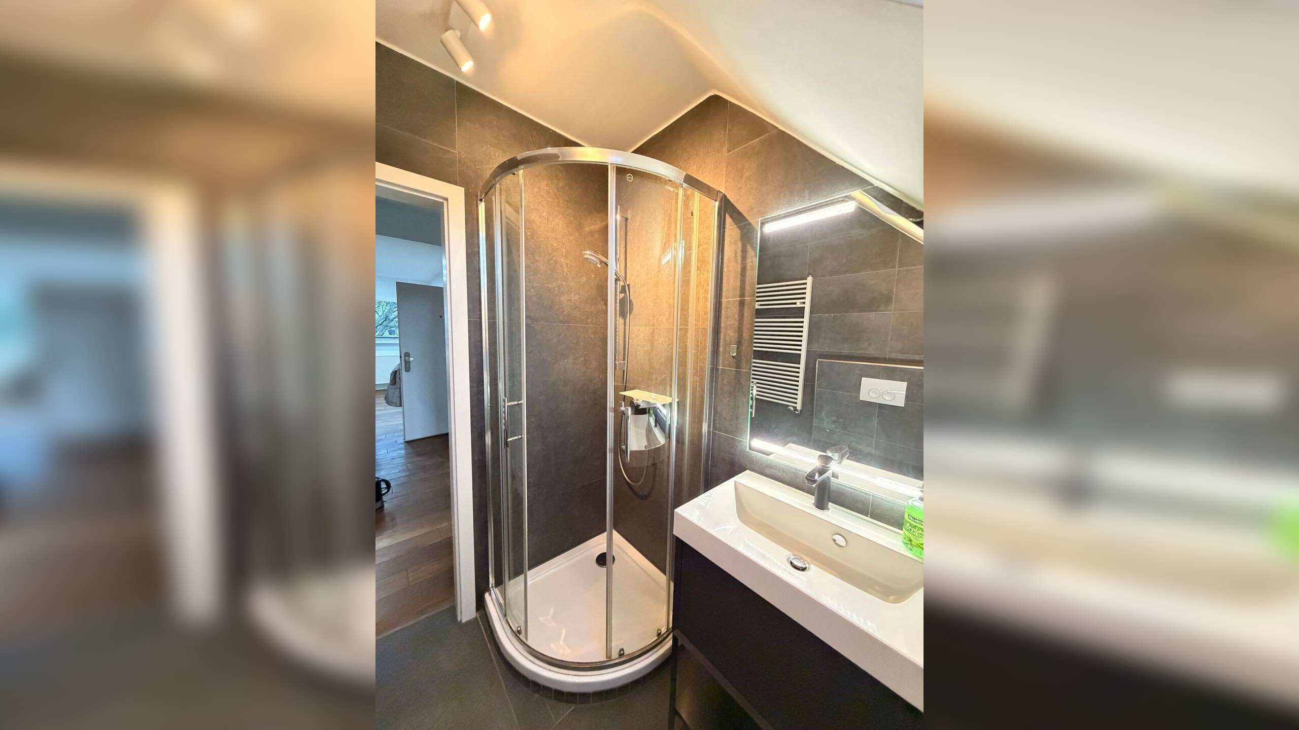 Helle 2-Zimmer-Dachgeschosswohnung in Essen-Rüttenscheid – 45131 Essen – Vorschaubild 4