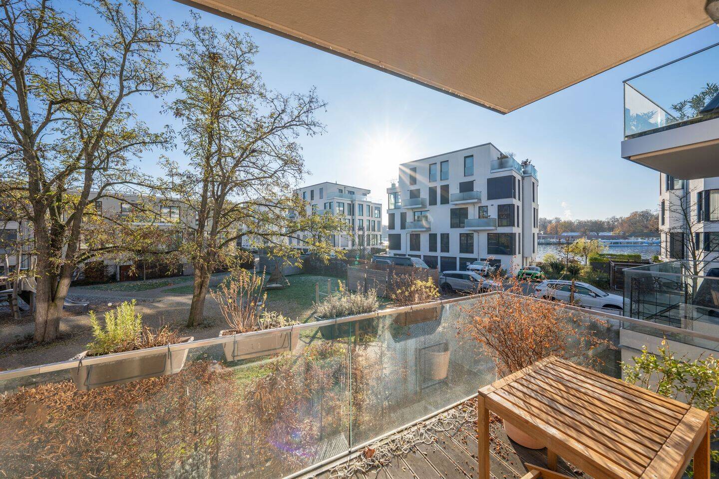 LEBENS(T)RAUM AN DER SPREE – Stilvolle bezugsfreie 3 Zimmer in Bestlage – 10245 Berlin – Vorschaubild 3