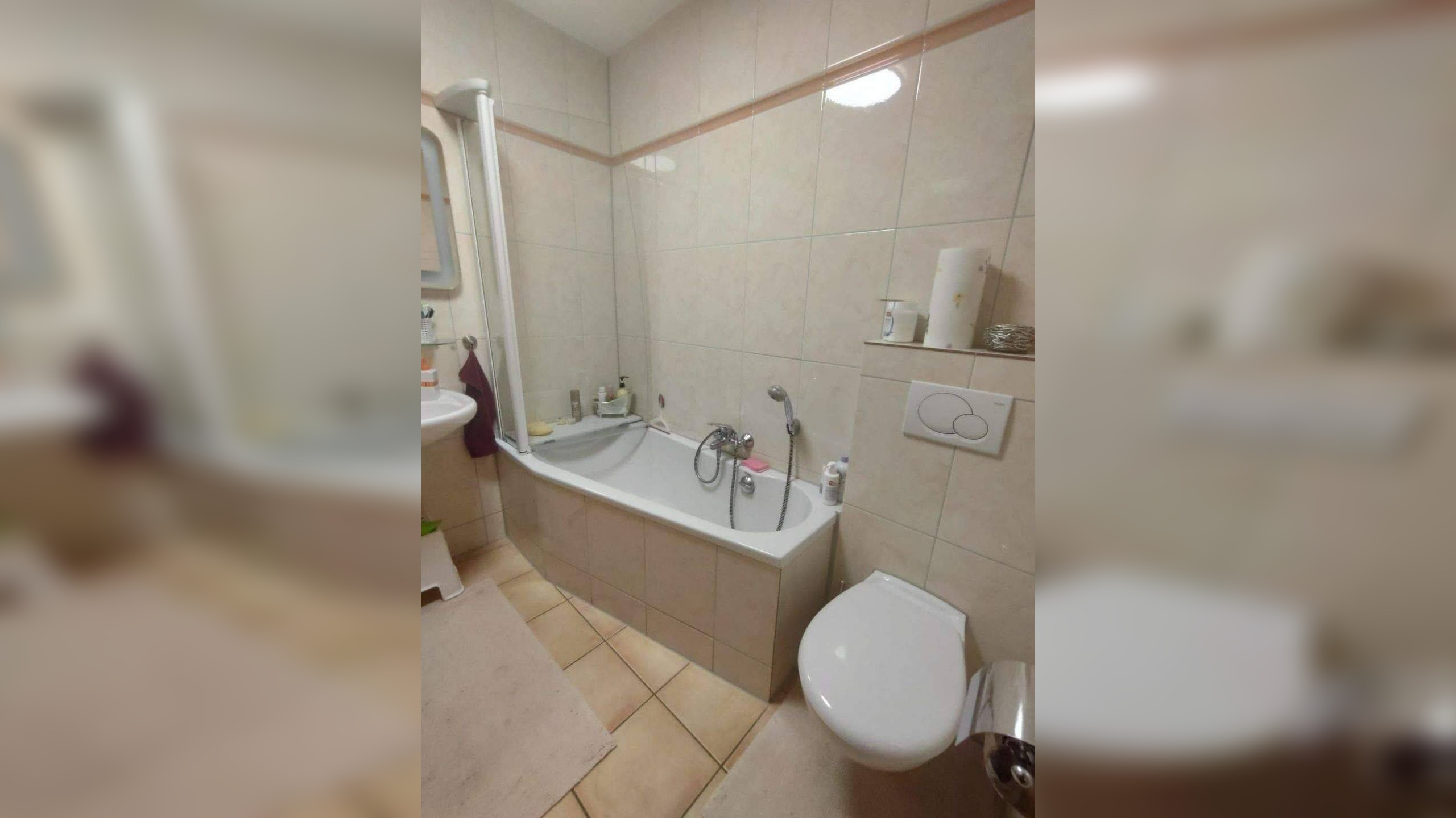 Modern wohnen mit Loft-Flair: Hochwertig sanierte Wohnung mit Designküche & Balkon – 31135 Hildesheim – Vorschaubild 3