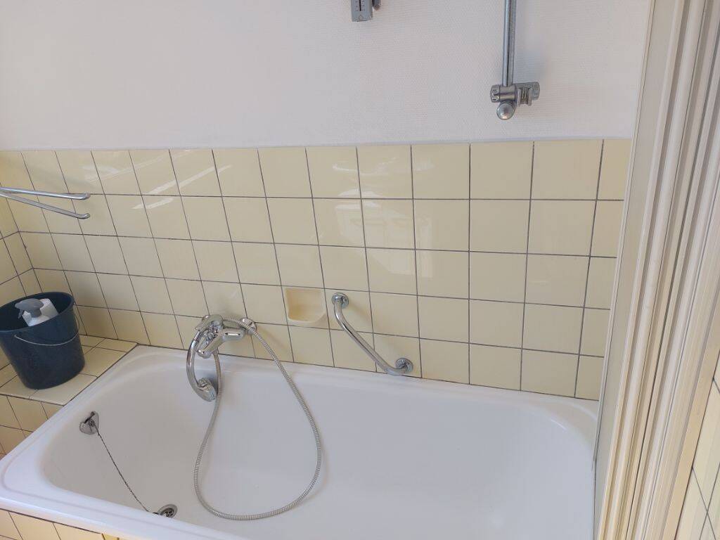 Helle, ruhige Wohnung mit Balkon in Nebenstraße in zentraler Lage nahe Rehwiesen – 34128 Kassel – Vorschaubild 3