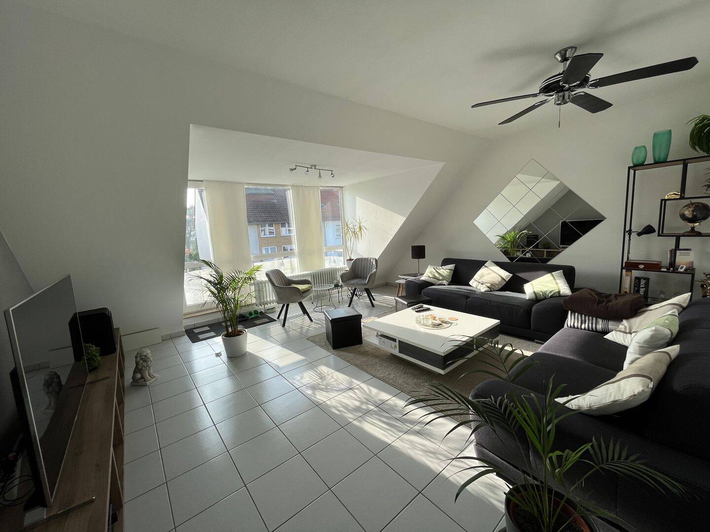Helle 3 Zi. Wohnung – 28777 Bremen – Vorschaubild 3