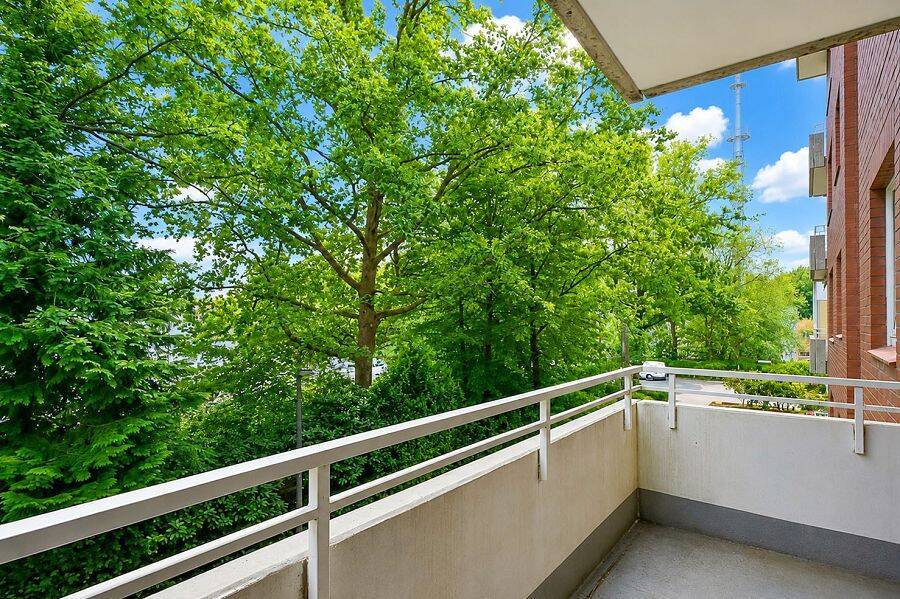 2 Balkone & großzügiger Grundriss: Tolle 3-Zimmer-Wohnung in begehrter Lage von Hamburg-Poppenbüttel – 22391 Hamburg – Vorschaubild 3