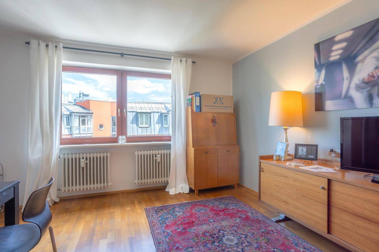 PROVISIONSFREI: Schwabinger Stadtjuwel – helle 2-Zi-Whg in oberster Etage, Balkon und Aufzug – 80796 München – Vorschaubild 4