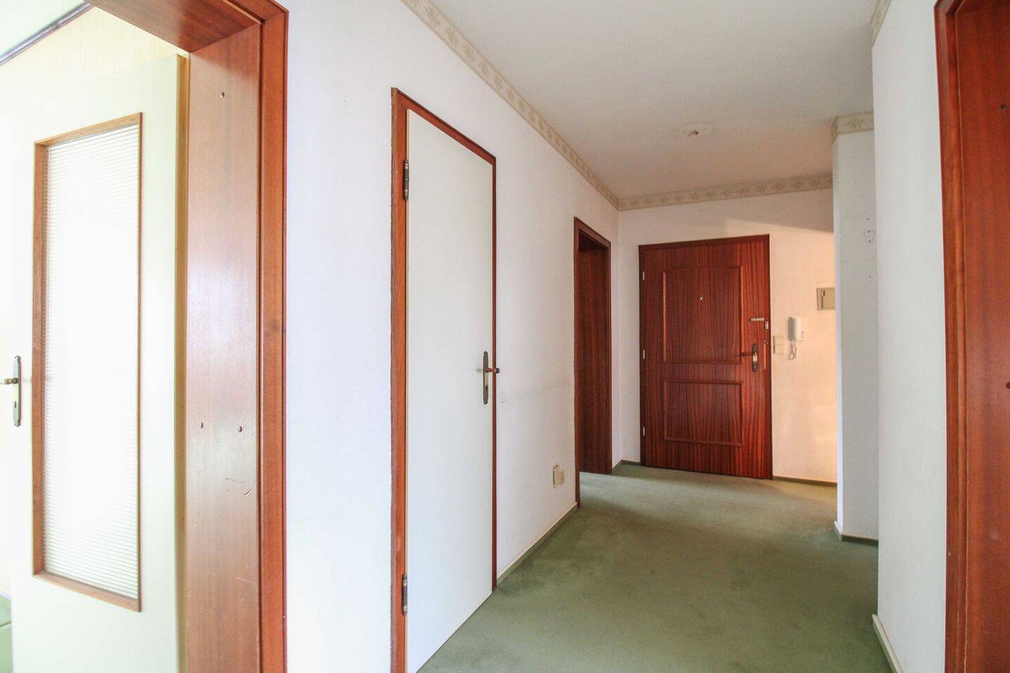 Flexibel nutzbar: 3-Zimmer-Wohnung mit Loggia, TG-Stellplatz & Entwicklungspotenzial im Heideviertel – 30625 Hannover – Vorschaubild 4