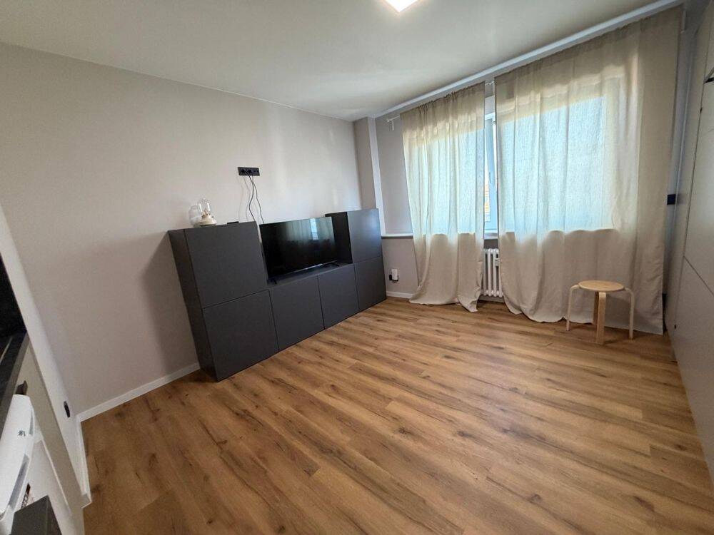 Zentrale Ringlage ! Saniertes und vollmöbliertes Appartement – 50672 Köln – Vorschaubild 6