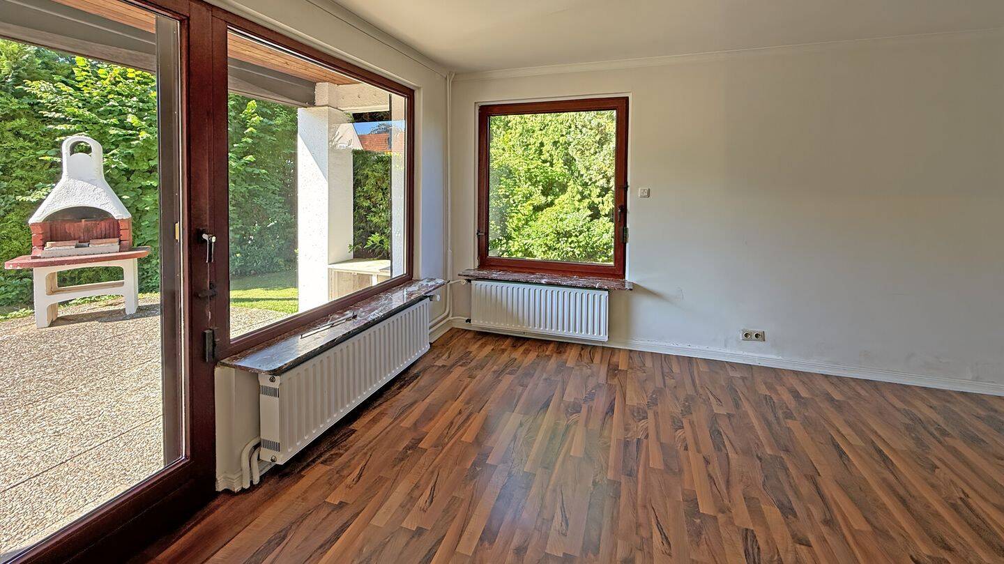 Klein, fein und voller Möglichkeiten! Einfamilienhaus mit Traumgarten in ruhiger Sackgassenlage – Wentzel Dr. – 22049 Hamburg – Vorschaubild 3