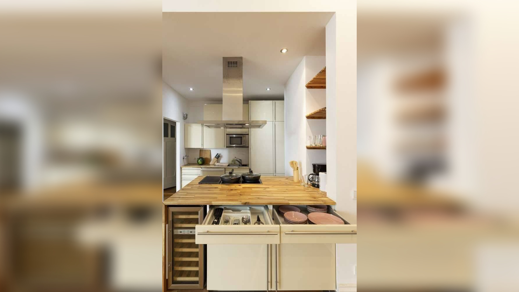 Prachtvoller Altbau mit 193 m² in Charlottenburger Top-Lage – mit separatem Bürozugang! – 10585 Berlin – Vorschaubild 3