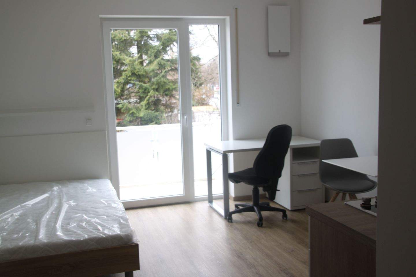 Vollmöbliertes Studentenapartment | 129.000 € | 12 Einheiten verfügbar – 85049 Ingolstadt – Vorschaubild 7