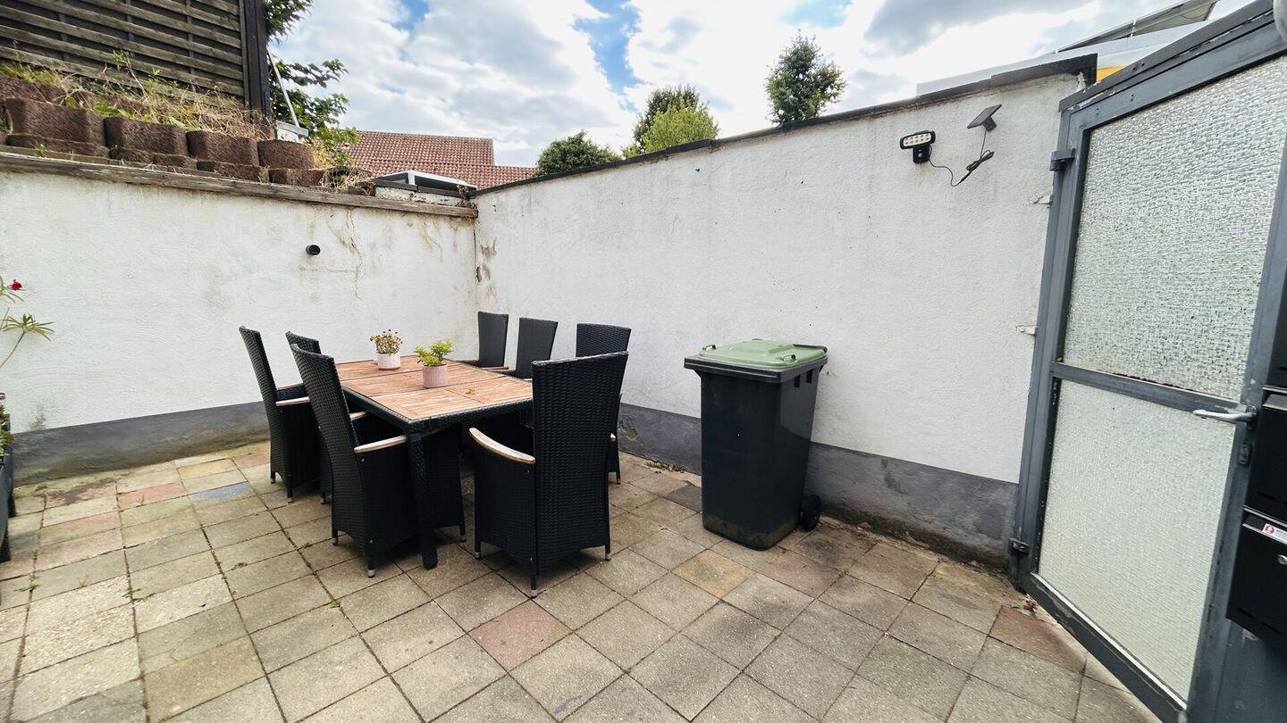 Mehrfamilienhaus mit drei vermieteten Wohneinheiten und Gartenanteil in Übach-Palenberg – 52531 Übach-Palenberg – Vorschaubild 3