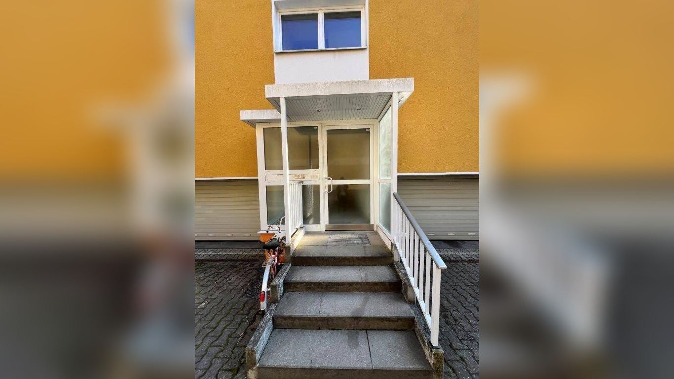 guter Schnitt mit ca. 3,8 m² Balkon – 12247 Berlin – Vorschaubild 3