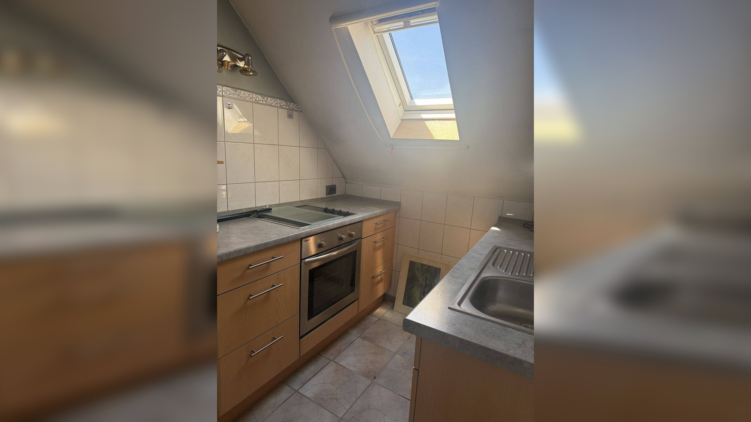 Charmante Dachgeschosswohnung mit Dachterrasse – 51105 Köln – Vorschaubild 3