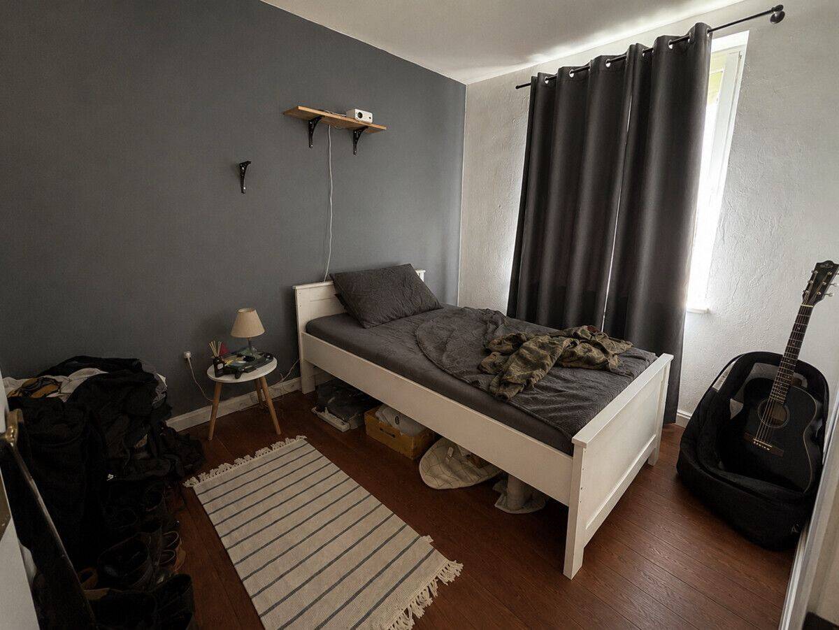 Charmante 2-Zimmer-Altbauwohnung mit Dielenboden und Balkon! – 24114 Kiel – Vorschaubild 3