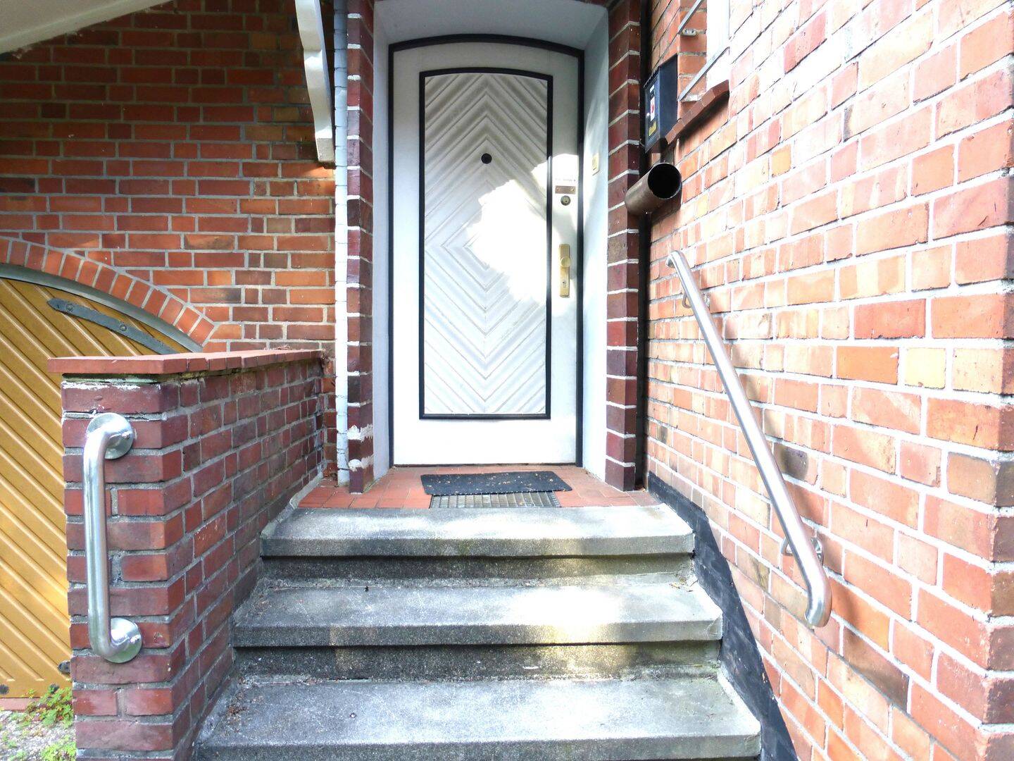 Charmantes, kleines, sanierungsbedürftiges Haus aus den 50`ern auf großem Grundstück. – 22359 Hamburg – Vorschaubild 3
