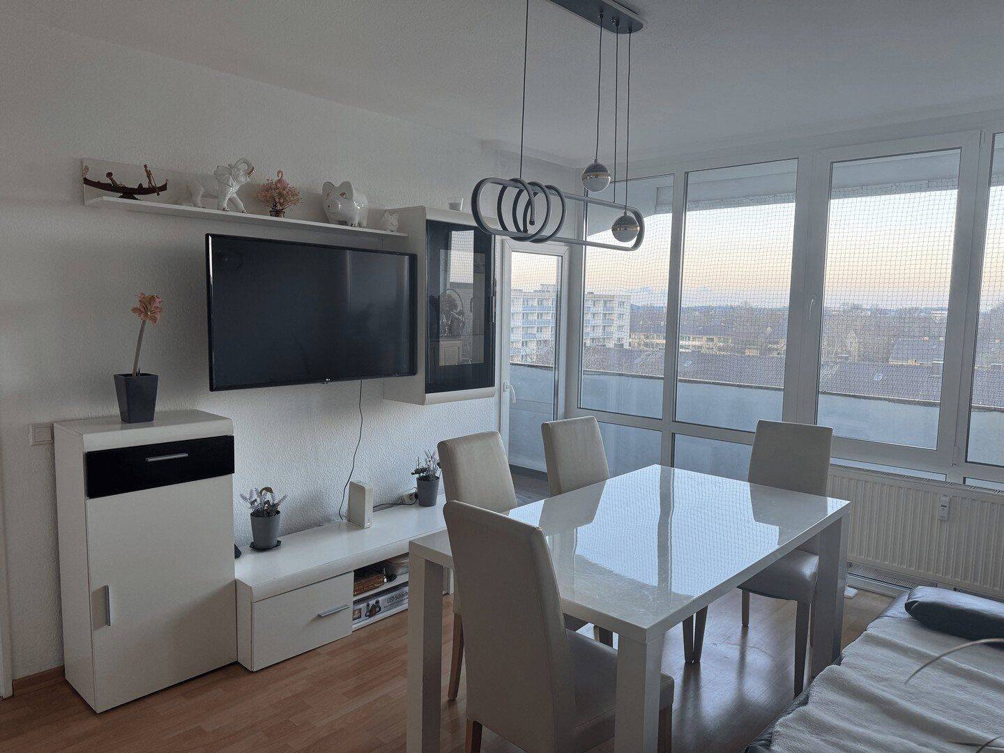 Hochmoderne 3-Zi.-ETW 75 m² + Balkon + voll möbliert nur 145.950 € – 47803 Krefeld – Vorschaubild 3