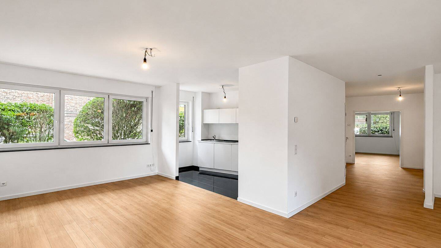 Großzügige 2-Zimmer-Wohnung zentral in Kaiserswerth – 40489 Düsseldorf – Vorschaubild 4