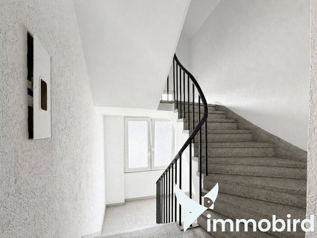 *St. Ursula, Domnähe, Seitenstraße* Bezugsfreie 3-Zimmer Dachgeschosswohnung im Herzen von Köln – 50668 Köln – Vorschaubild 3