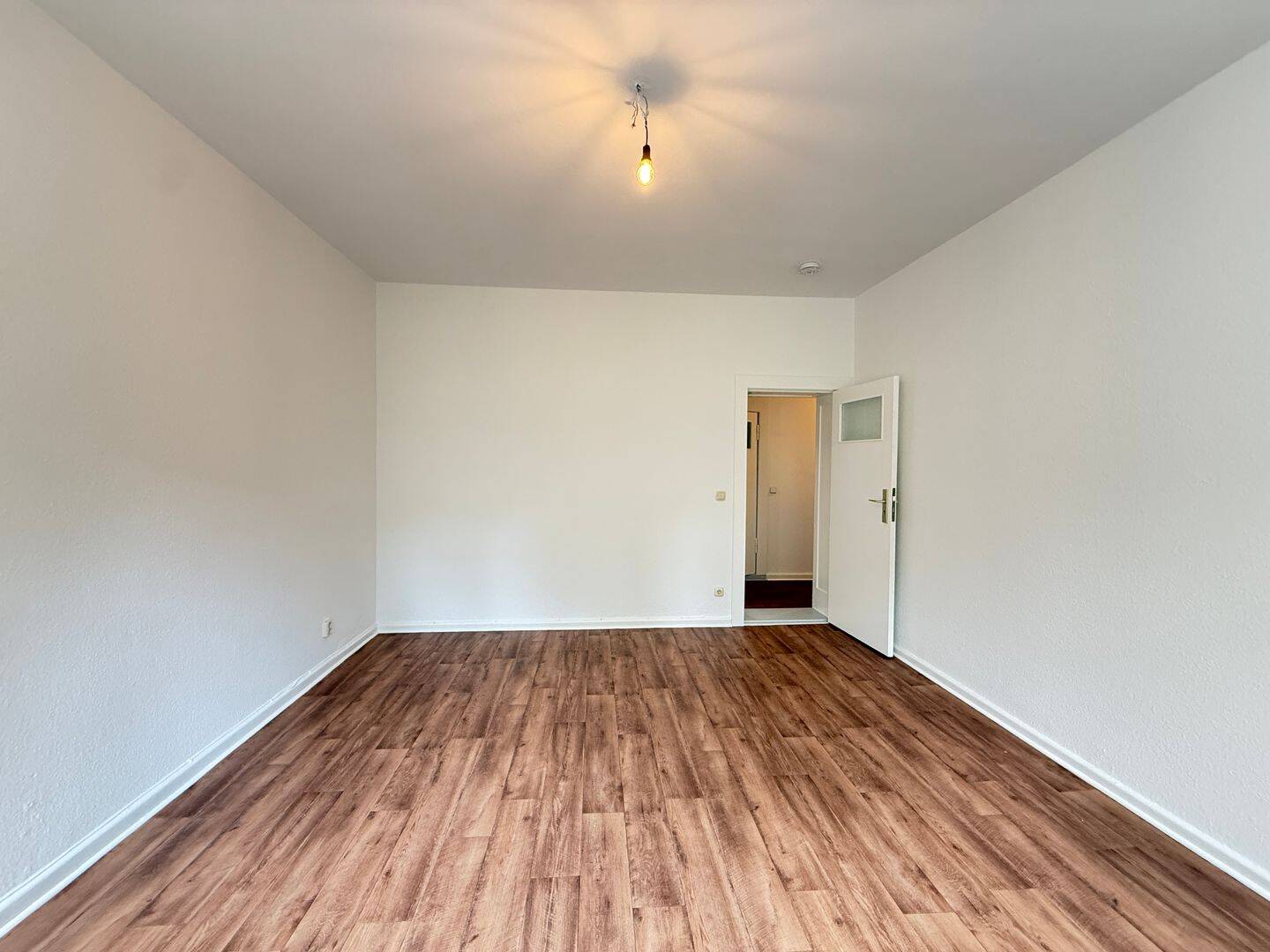Bezugsfreie 2-Zimmer-Wohnung in Prenzlauer Berg! – 10409 Berlin – Vorschaubild 3