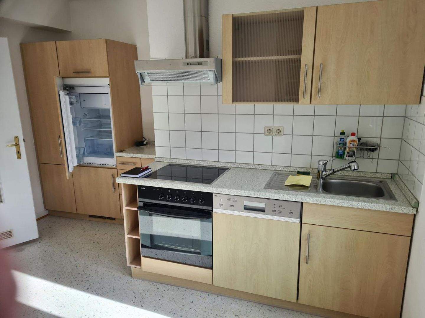 renovierte 3,5 Z. Wohnung mit 2x Balkon und Einbauküche – 47226 Duisburg – Vorschaubild 3