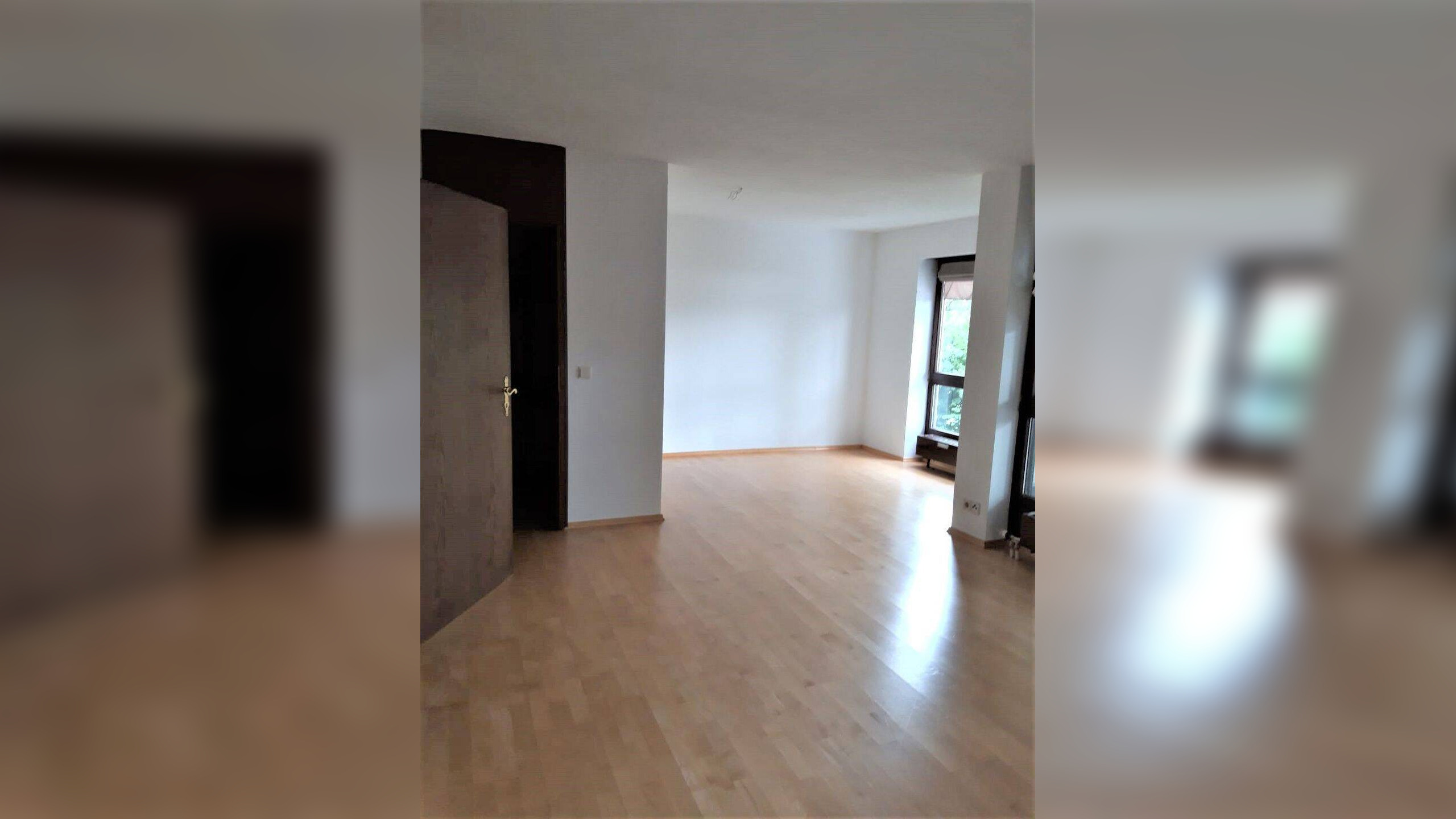 Geräumige 2-Zi-WHG in ruhiger Lage, gepflegte Wohnanlge, nähe Klinikum IN, EBK, großer Süd West Balkon, Kellerabteil, oberird. Kfz.-Stellplatz – 85049 Ingolstadt – Vorschaubild 5