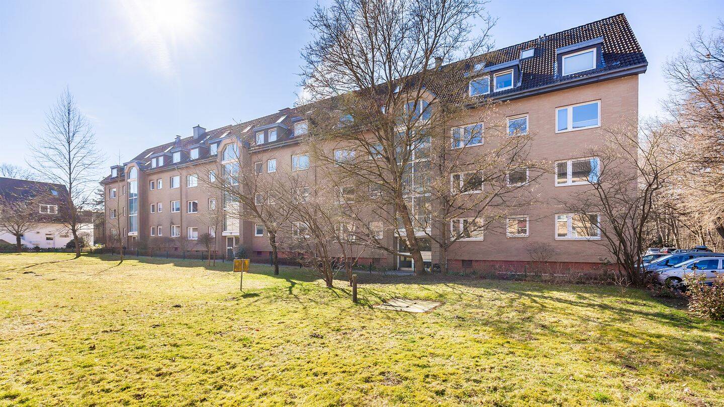 Investieren mit Perspektive – Vermietete 3,5-Zimmer-Wohnung in Top-Lage von Hamburg-Poppenbüttel! – 22395 Hamburg – Vorschaubild 3