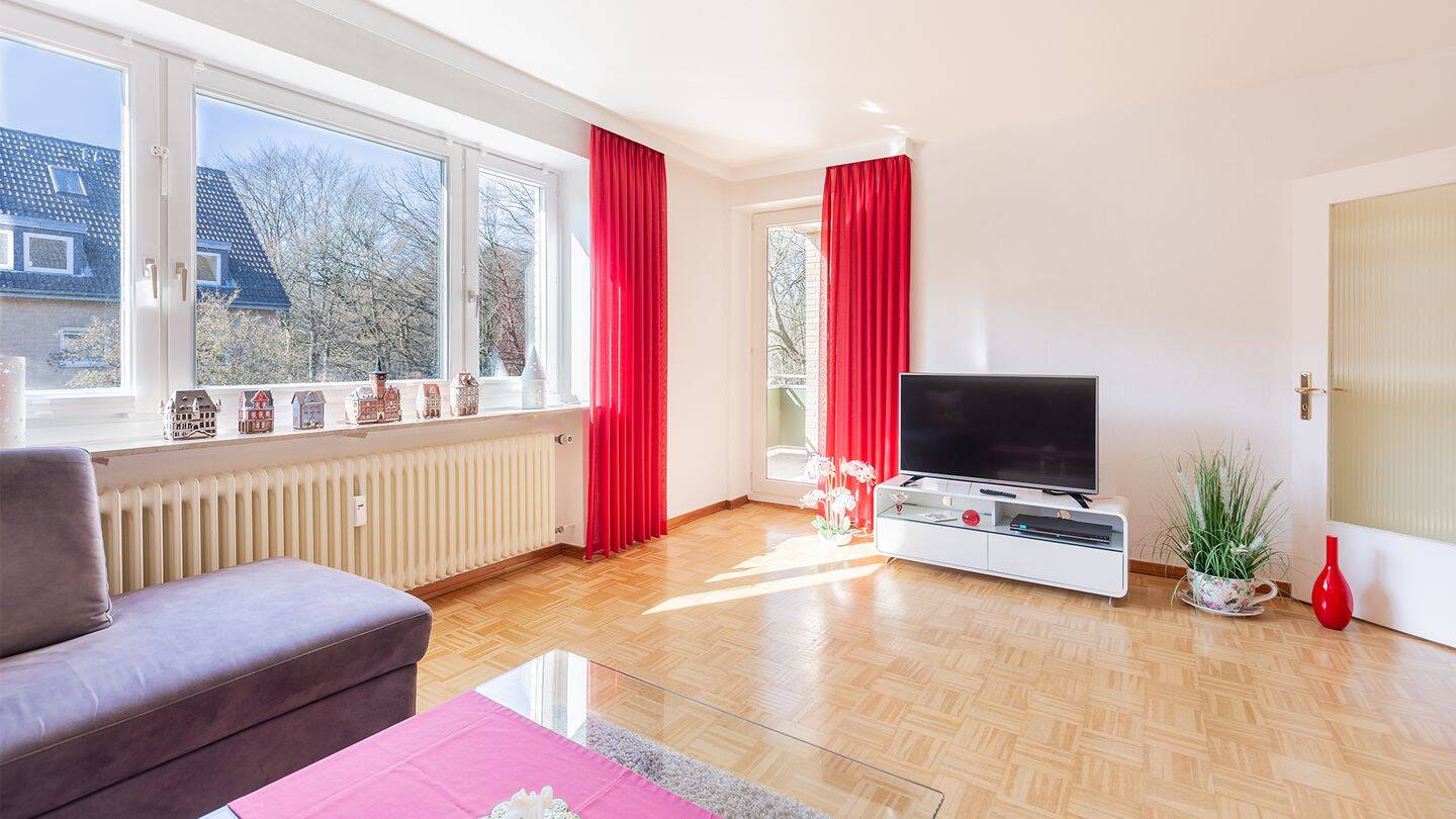 Investieren mit Perspektive – Vermietete 3,5-Zimmer-Wohnung in Top-Lage von Hamburg-Poppenbüttel! – 22395 Hamburg – Vorschaubild 4