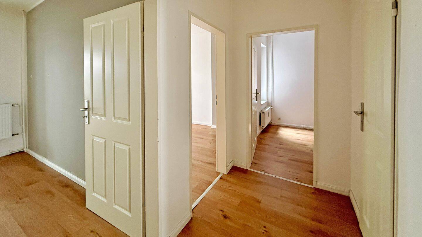 Charmante 3-Zimmer-Altbauwohnung in ruhiger Innenhoflage: zwischen Uhlenhorst und Winterhude – Wentzel Dr. – 22085 Hamburg – Vorschaubild 4