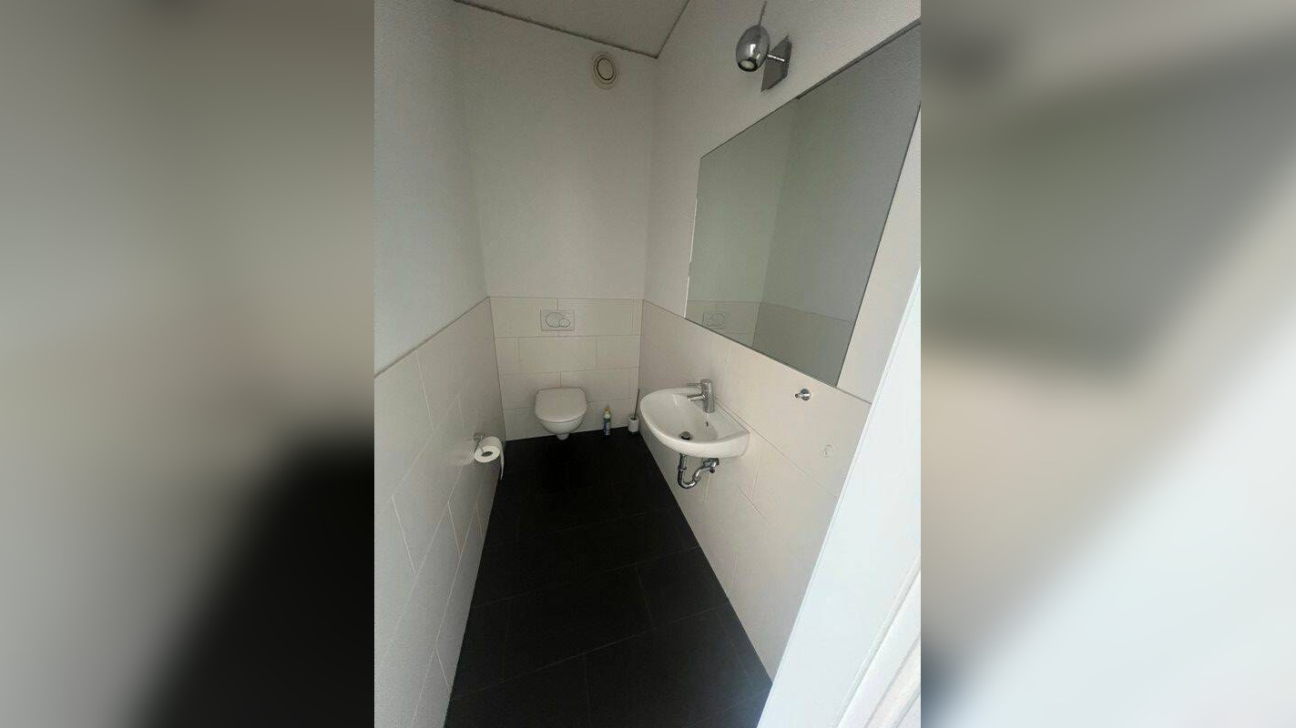Perfekt für uns: weitläufige 4-Zimmer-Wohnung auf 2 Etagen!!! – 20355 Hamburg – Vorschaubild 3