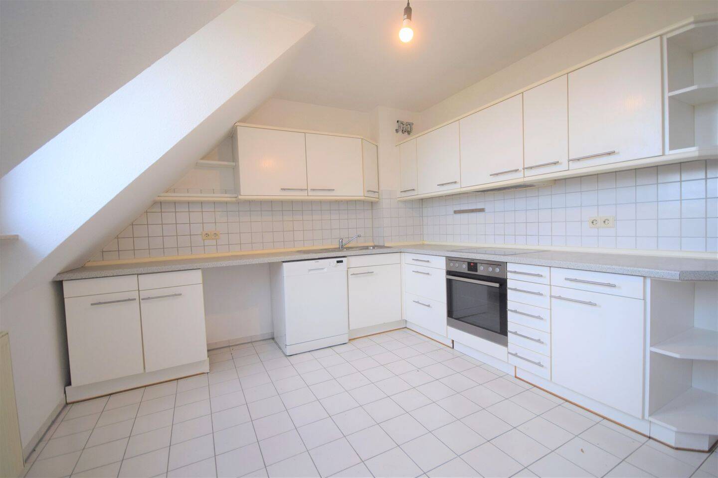 Große 2-Zi.-Whg. mit traumhafter Dachterrasse in Stuttgart-Stammheim – 70439 Stuttgart – Vorschaubild 3
