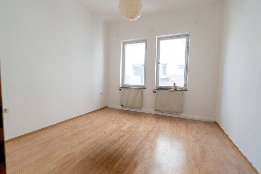 Charmante Jugendstilwohnung mit Balkon und Tageslichtbad – Urbanstraße – 70190 Stuttgart – Vorschaubild 5