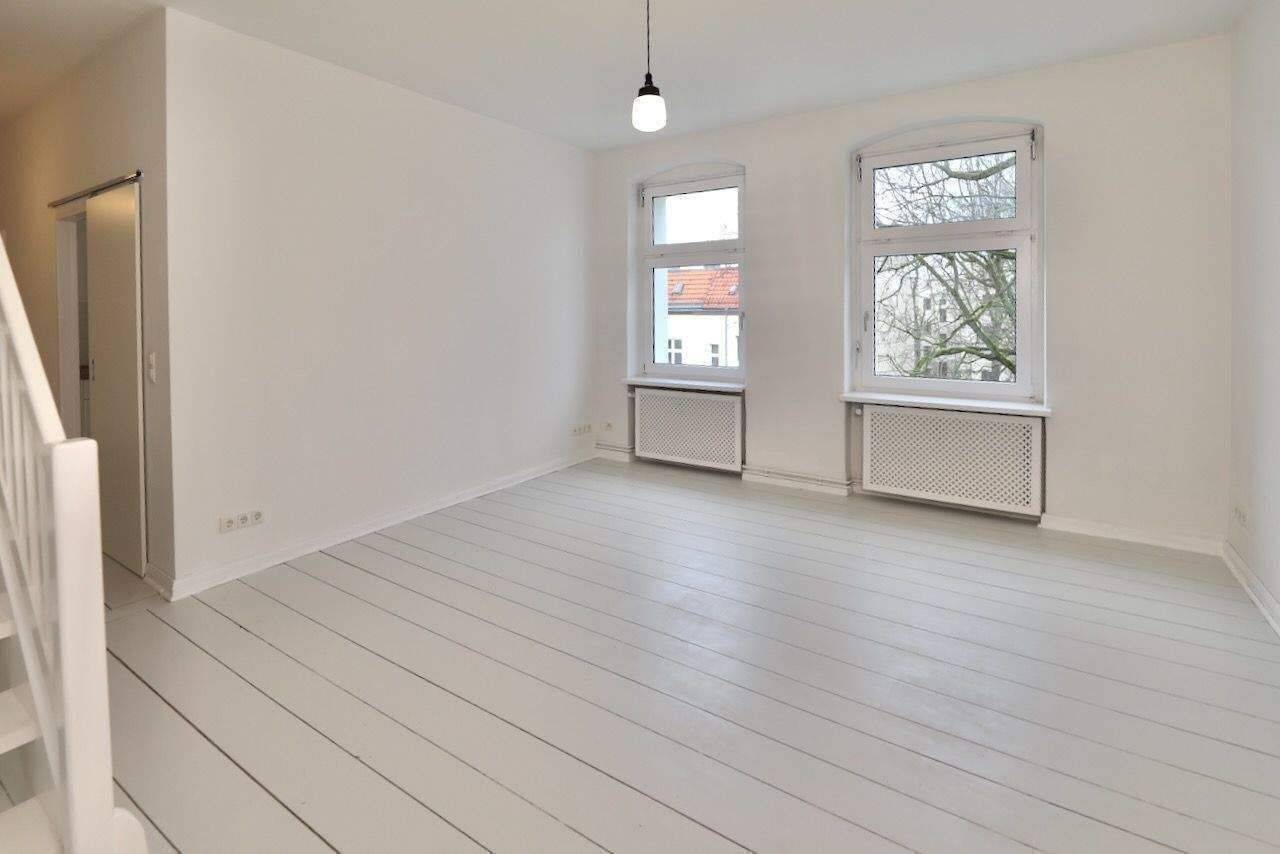 BESTE LAGE ZWISCHEN BRANITZER PLATZ & REICHSSTR. – FRISCH RENOVIERT – TOLL GESCHNITTEN MIT 2 BÄDERN – 14050 Berlin – Vorschaubild 4