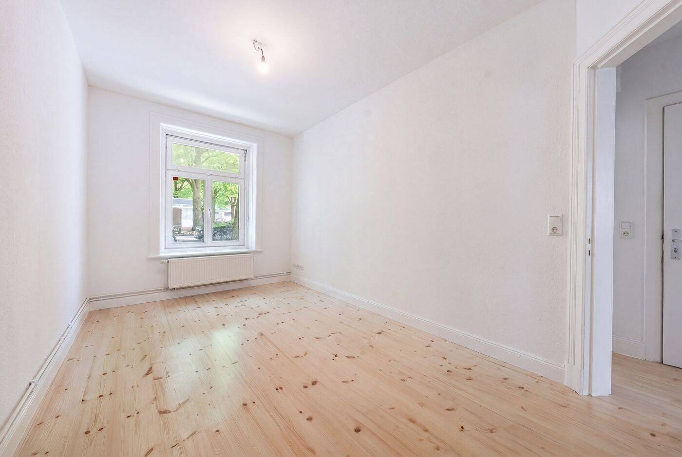 Stilvoll sanierte und frei lieferbare Altbauwohnung in Bestlage – unmittelbare Nähe zum Mühlenkamp – 22301 Hamburg – Vorschaubild 6