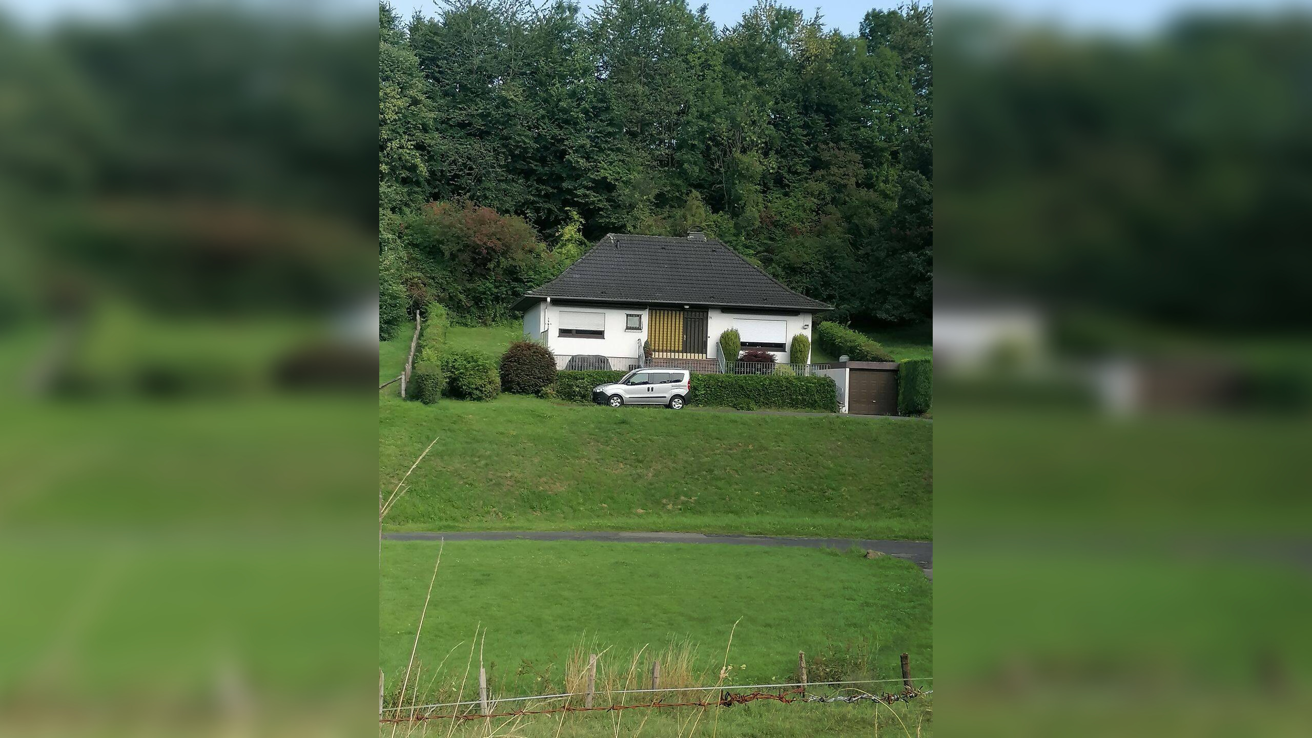 Nachbarn, was ist das? Freistehendes Haus mit vielen Möglichkeiten. – 42897 Remscheid – Vorschaubild 3