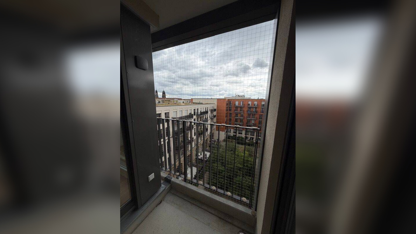 Zentrale 2-Raum-Wohnung mit Einbauküche und Balkon – 1067 Dresden – Vorschaubild 3